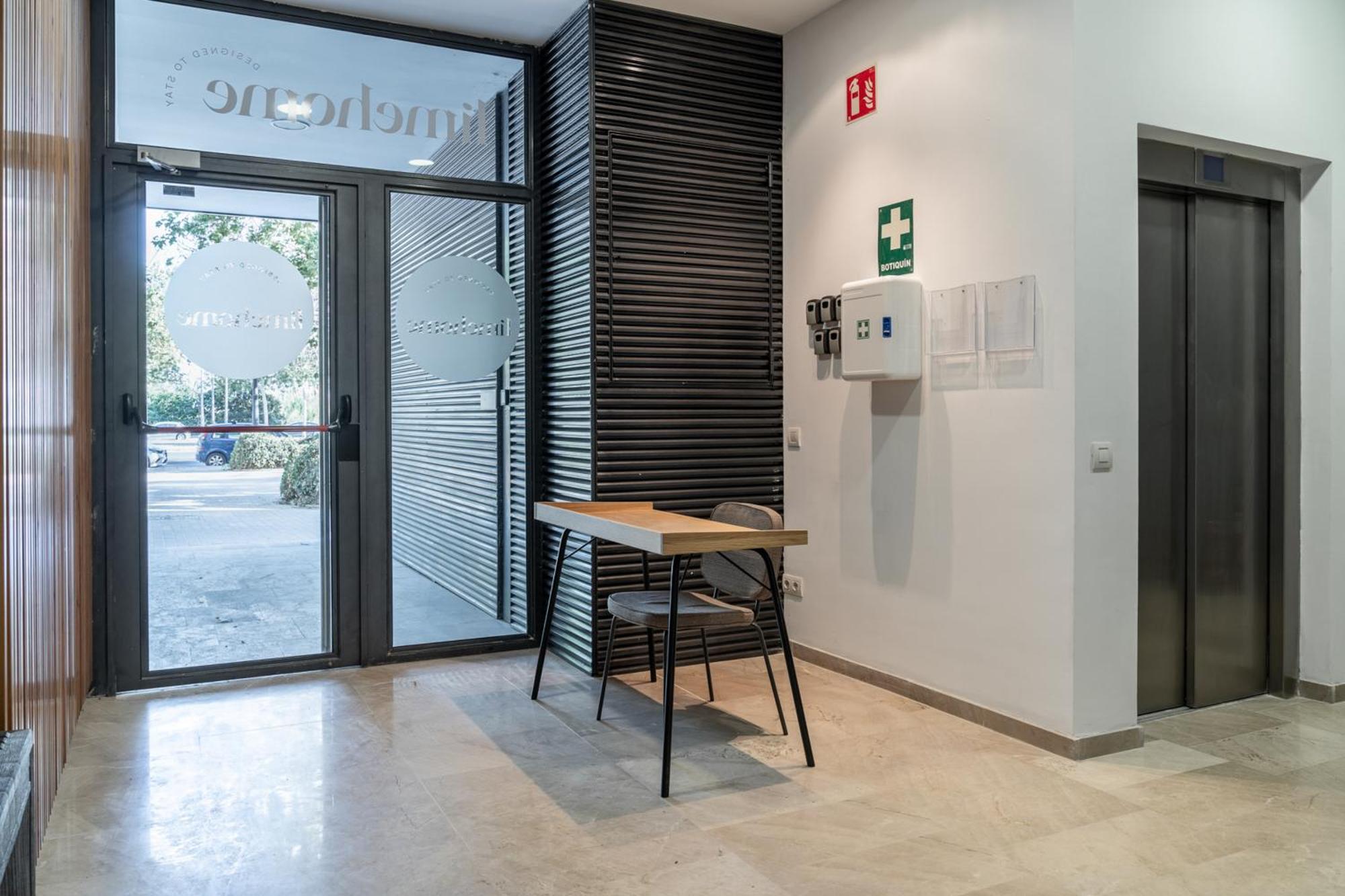 Limehome Valencia Carrer D'Antonio Ferrandis Dış mekan fotoğraf